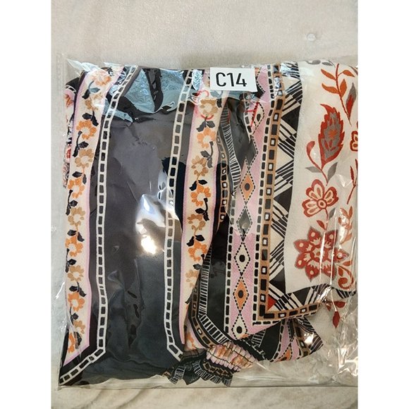 Vici Floral Bohemian Style Top Size XL - Picture 9 of 9